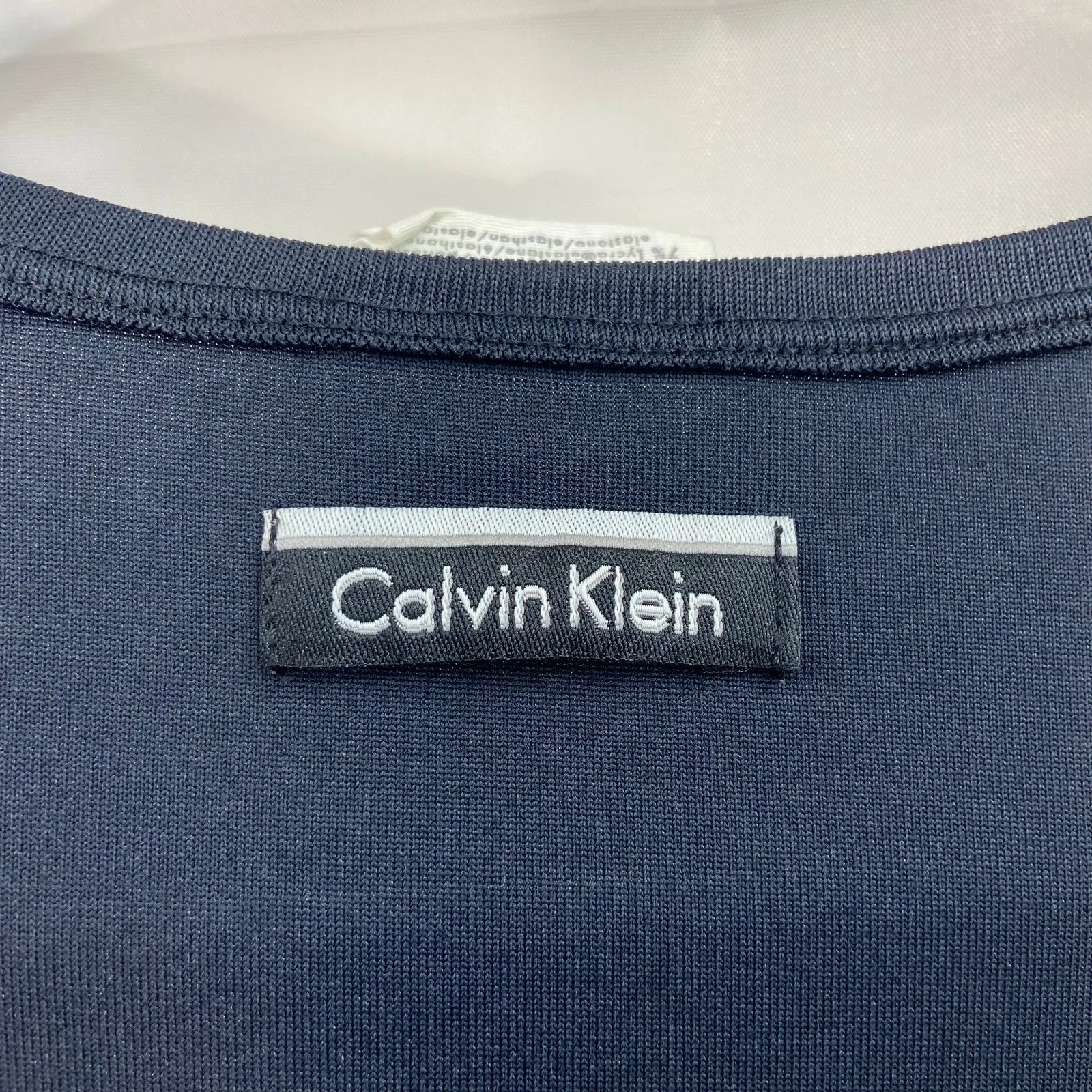 Calvin Klein adult black seamed active stretch athletic short sleeve shirt large - Image 4