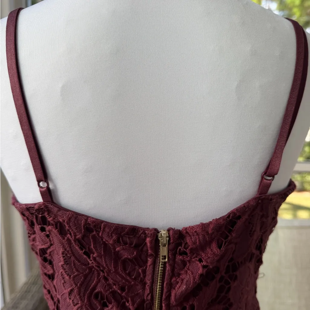Charlotte Russe Burgundy Lace Mini Dress- Size M - Image 5