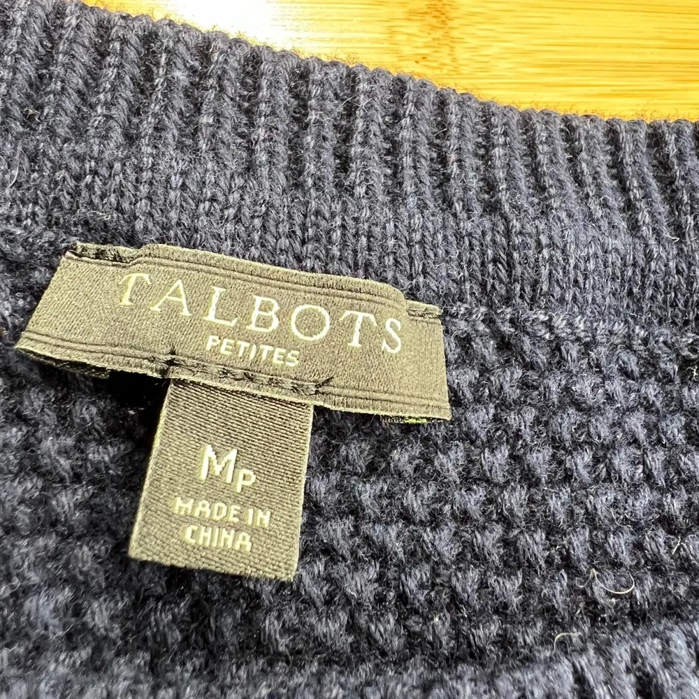 Talbots women’s Navy Pullover long sleeve Button Cuff Cable Knit Sweater|Size:MP - Image 8