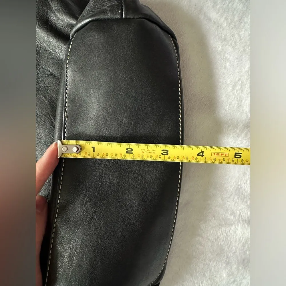 Tosca Blu Tan Stitching Leather Handbag in Black - Image 15