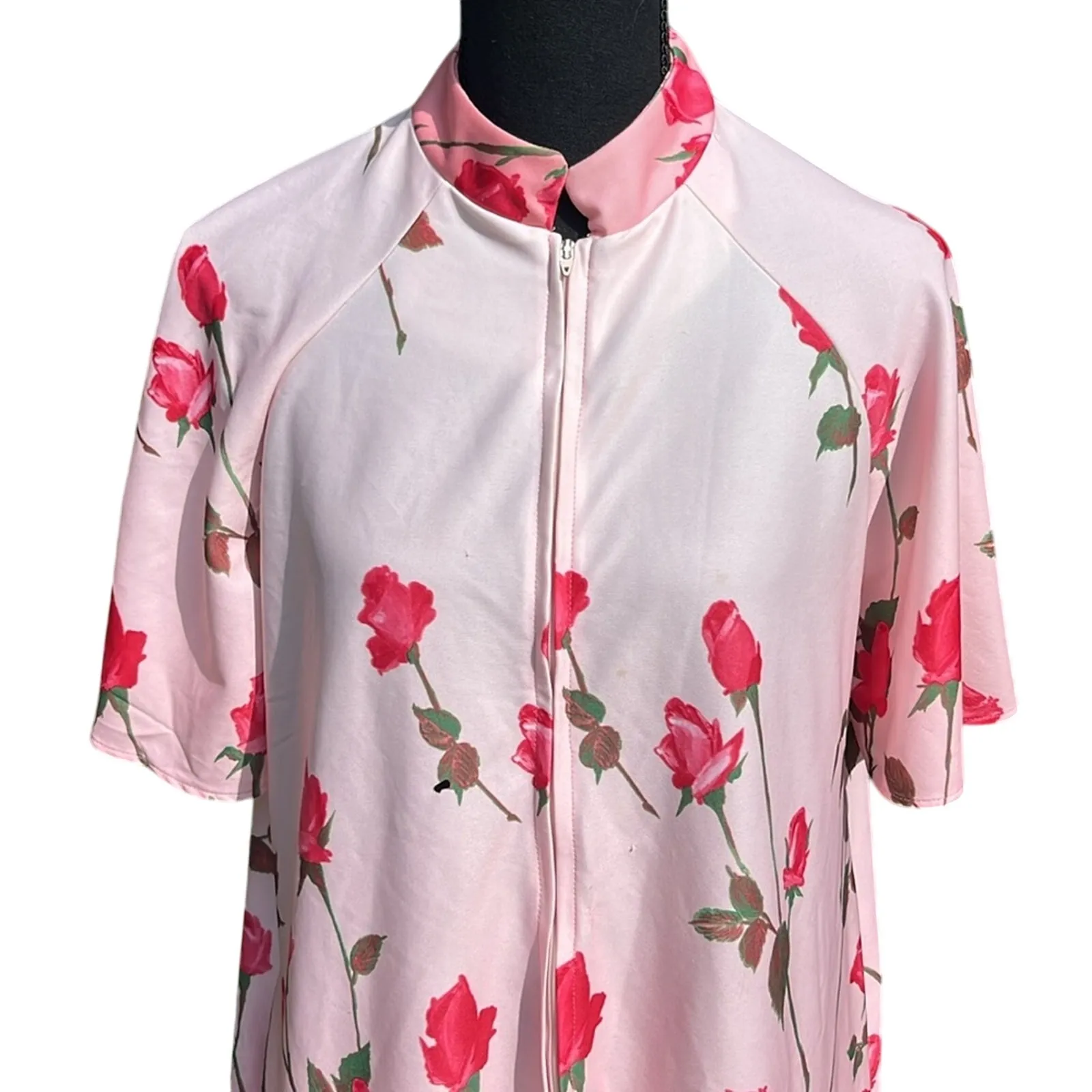 Fabulous Vintage Floral Rose Pink Robe Loungewear House Dress - Image 2