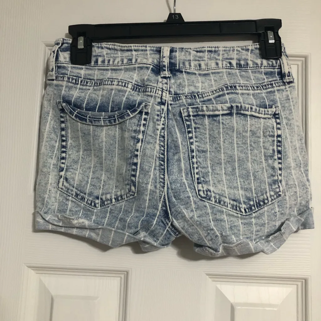 SO striped jean favorite shortie shorts juniors size‎ 3 low rise rolled cuffed - Image 5