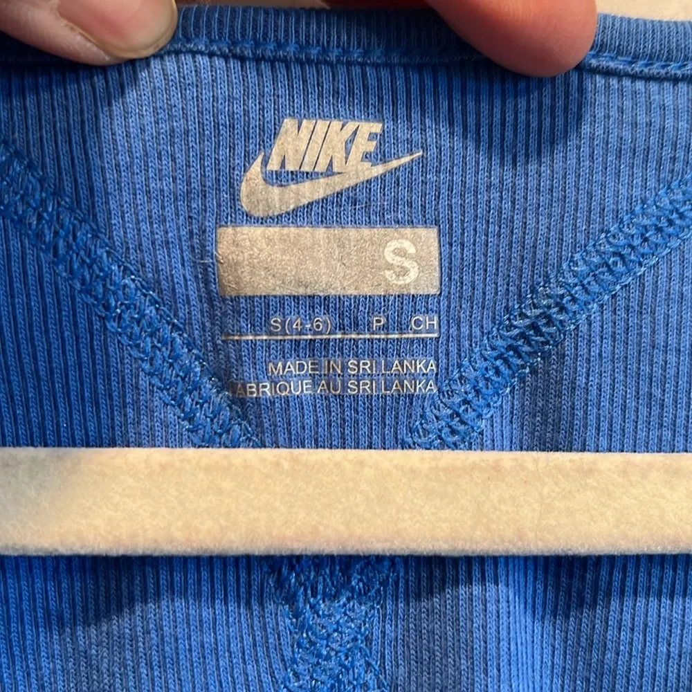 Nike Shirt Womens Small Blue Ribbed Sleeveless Tank Top Scoop Neck Cotton Casual - Image 4