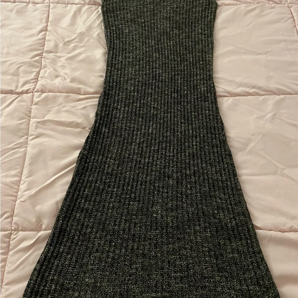 Max Studio cap sleeves cowl neck ribbed brown midi sweater dress, size XS spring - Image 9