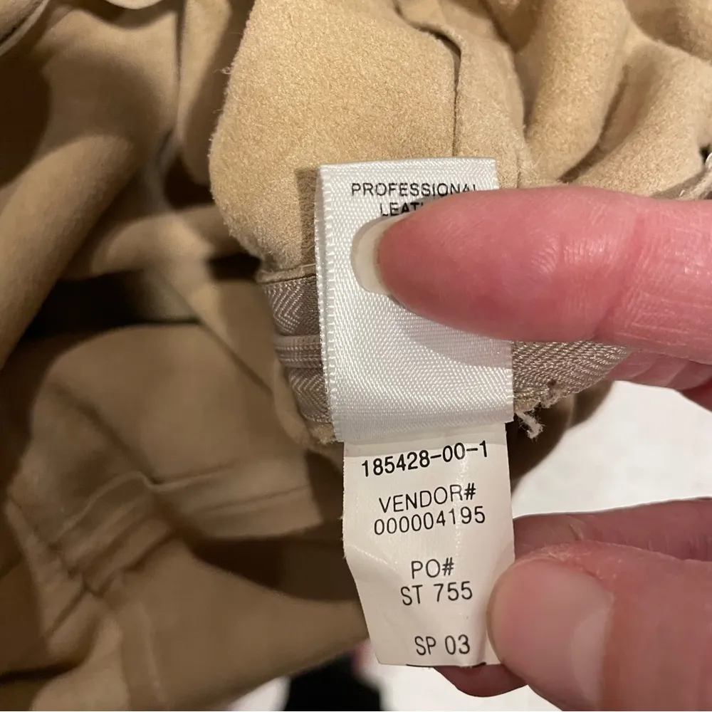 Y2k Beautiful Banana Republic tan camel suede deep v long sleeve tunic top - Image 9