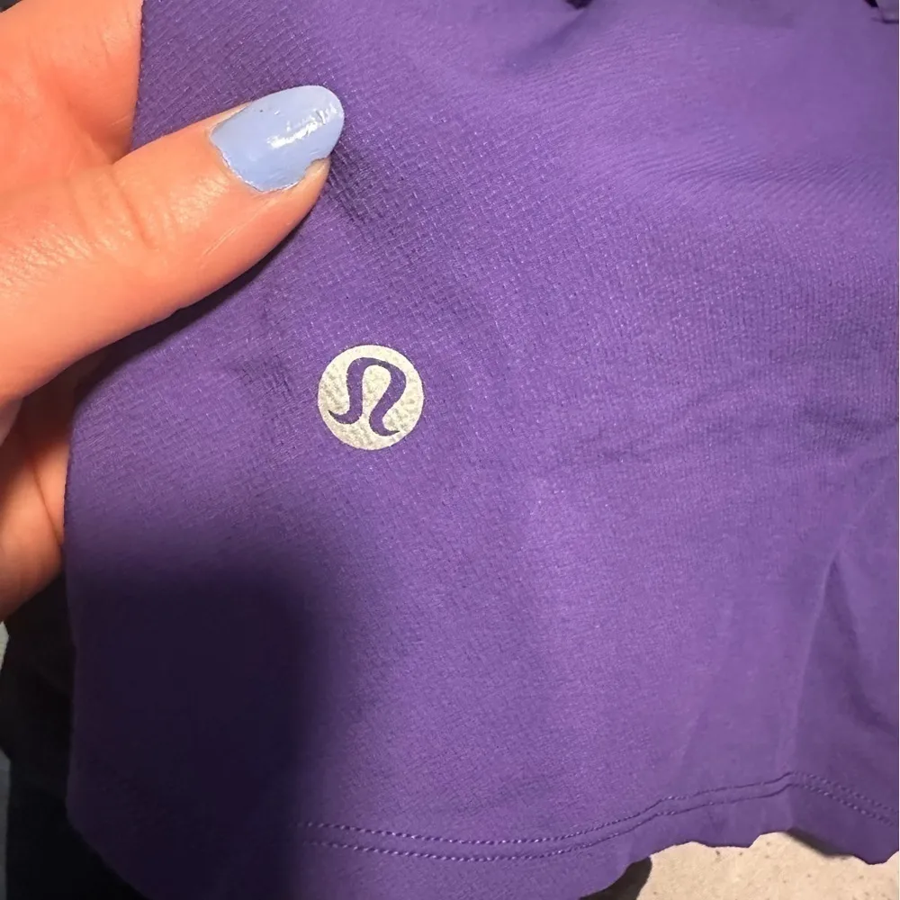Lululemon license to train shorts - Image 6