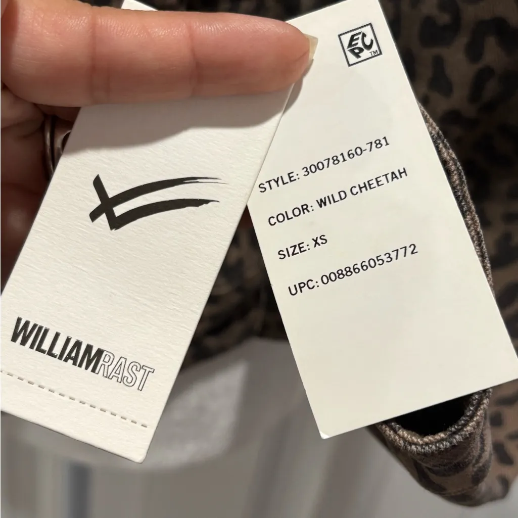 William Rast 🆕  Brown Leopard Print Jean Jacket Size XS - Image 8