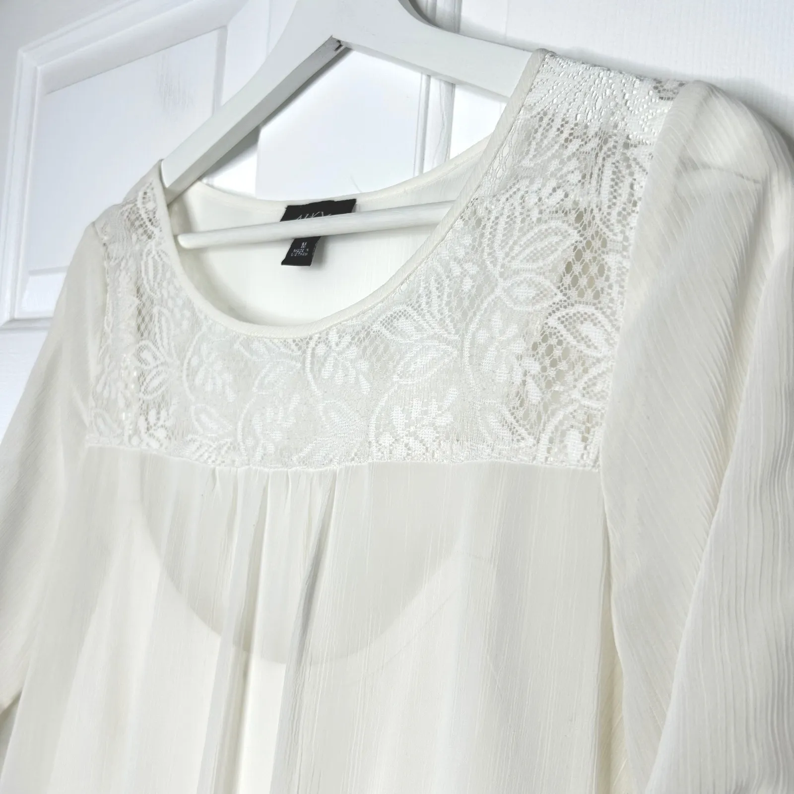 ALYX Blouse Sheer‎ Lace Detail 3/4 Sleeve Tie Cuff Smocked Waist Medium White - Image 3