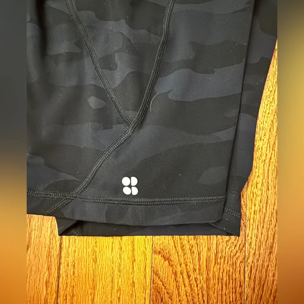 Sweaty Betty Power 6" Biker Shorts Ultra Black Camo Small - Image 6