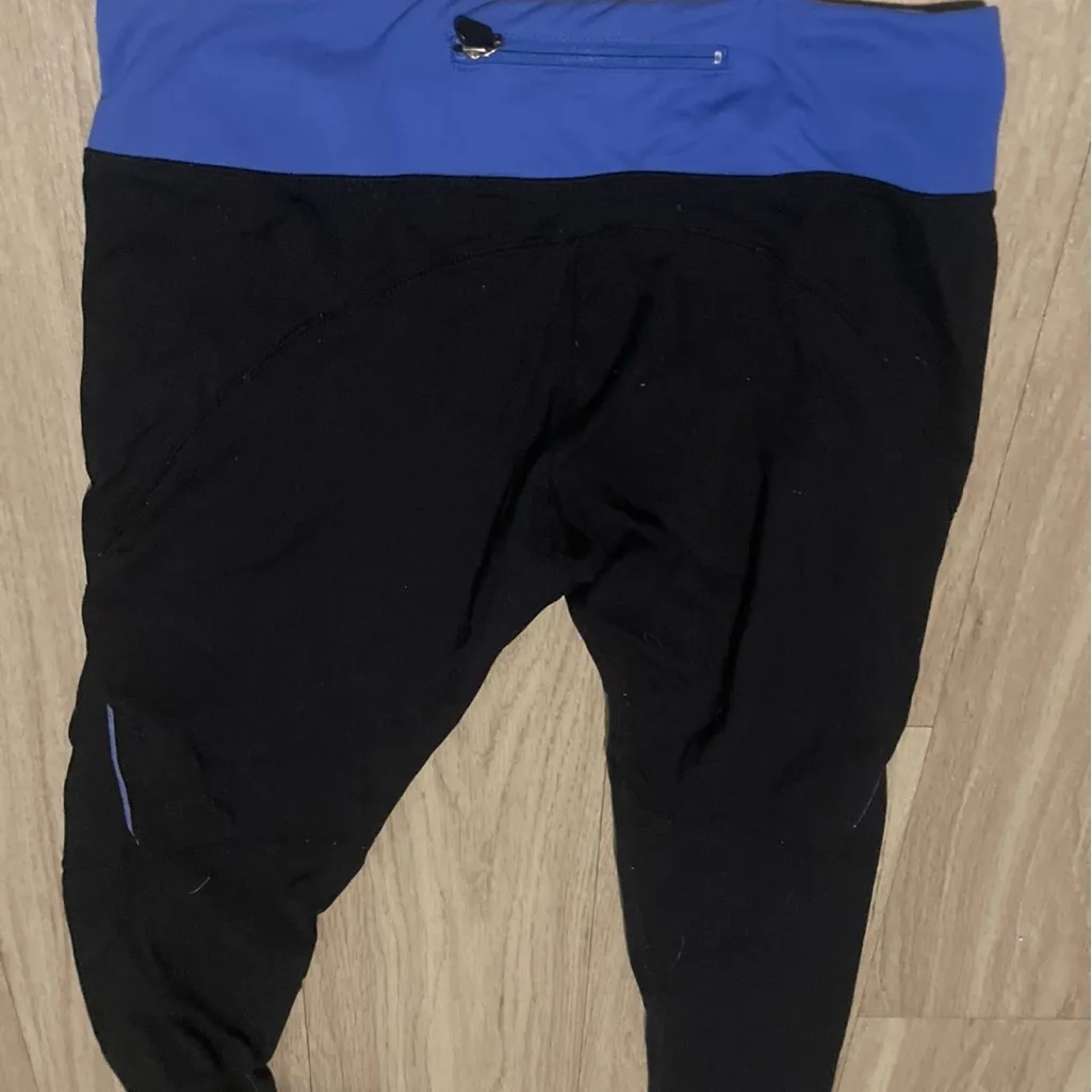 Kyodan Black and Blue Striped Leggings - Image 3