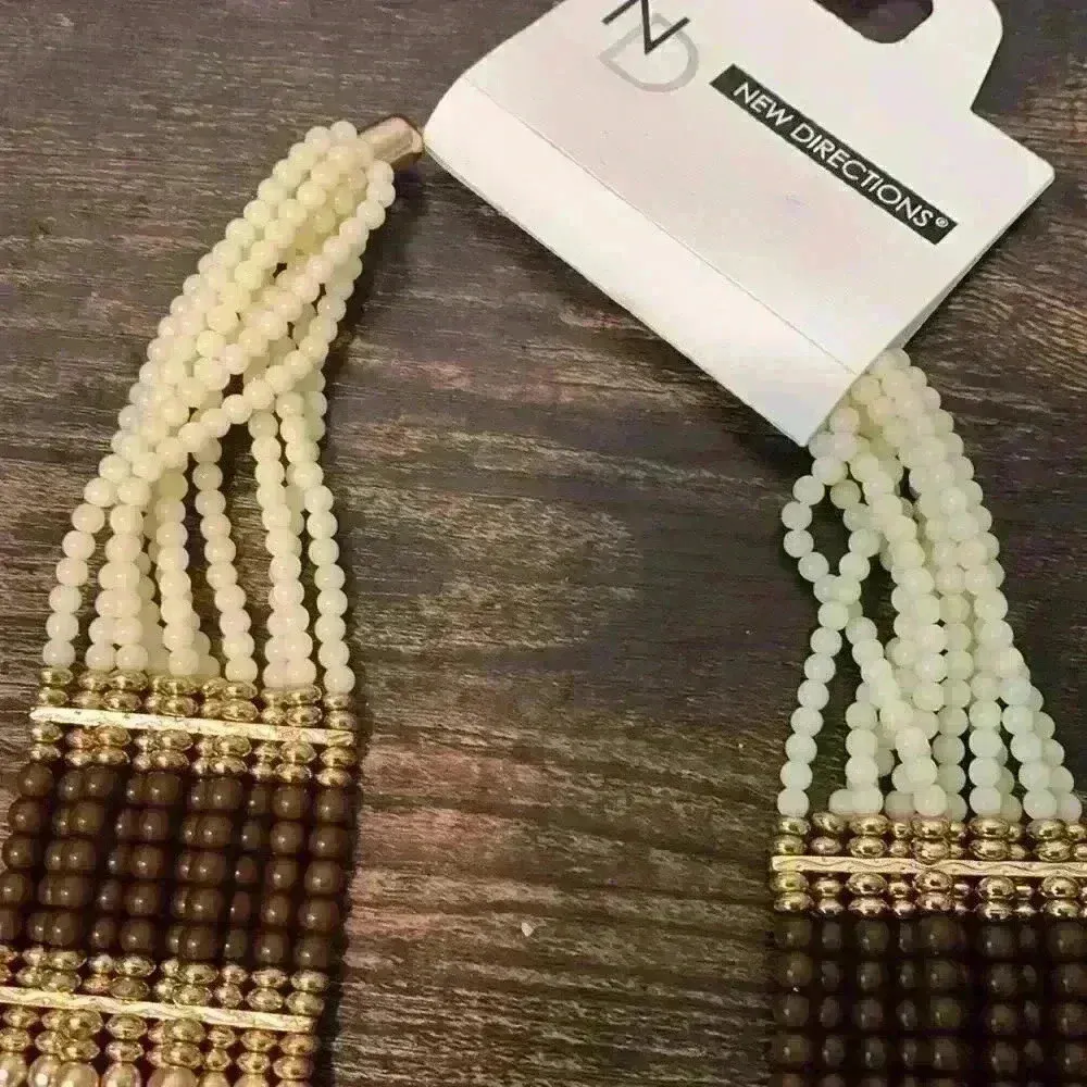 NWT New Directions beaded necklace Blue - Image 4