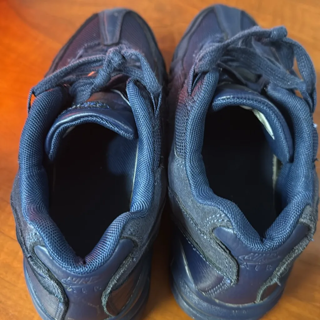 Nike Air Max 95 Triple Black Shoes‎ 307565-055 Athletic Sneakers Women's Size 8 - Image 4