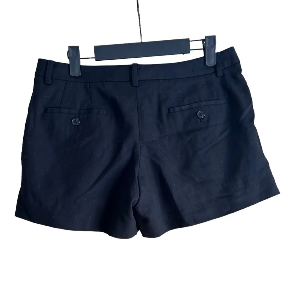 Uniqlo  WOMENS WOOL BLEND SHORTS - Image 2