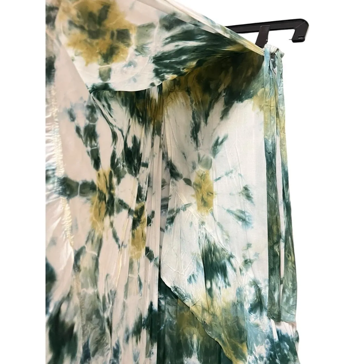 YOUNG FABULOUS & BROKE Women XS Green Tie-Dye Asymmetrical HiLow Maxi Skirt Boho - Image 4