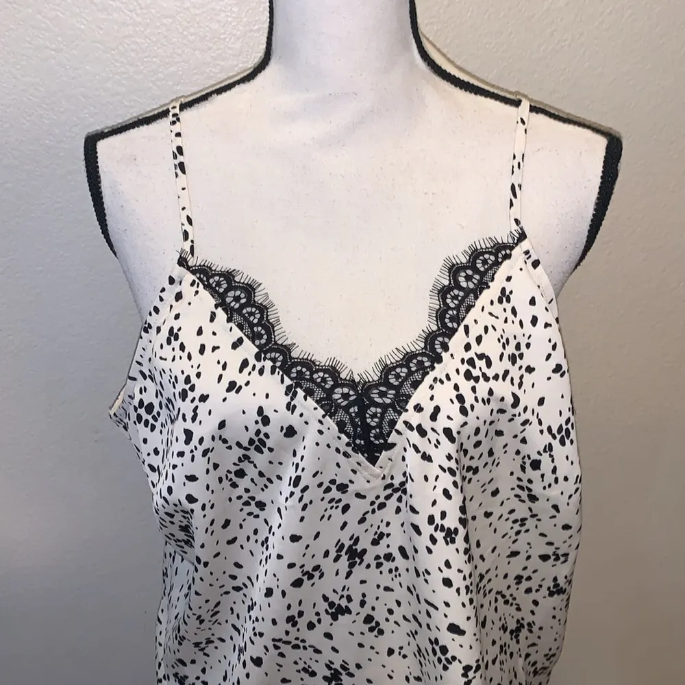 A New Day Women's Cami V-Neck Tank Top Lace Detail White Black Polka Dots - Image 2