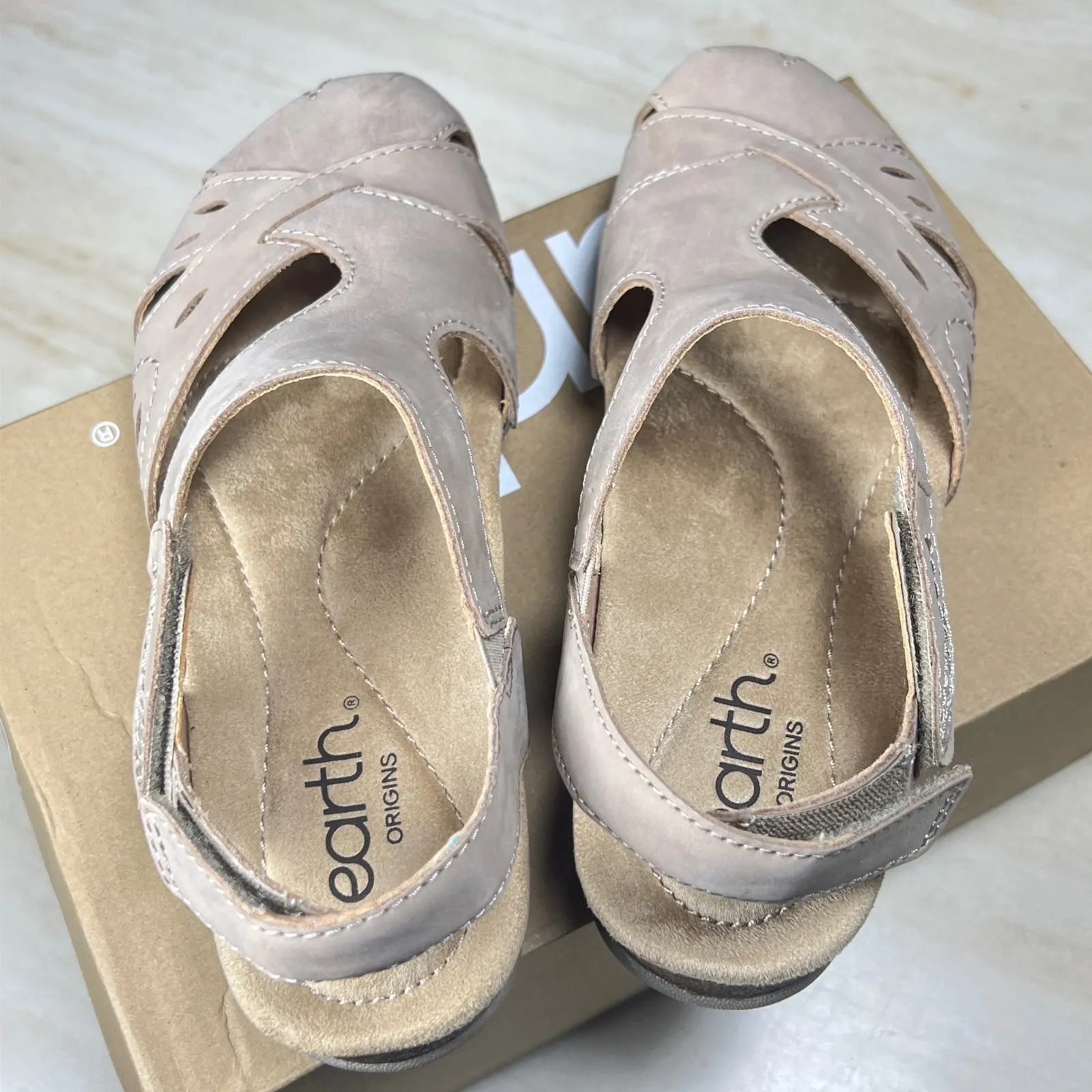 Earth Origins Birdine Ivory Leather Fisherman Sandal Women's Size 6 M - Image 5