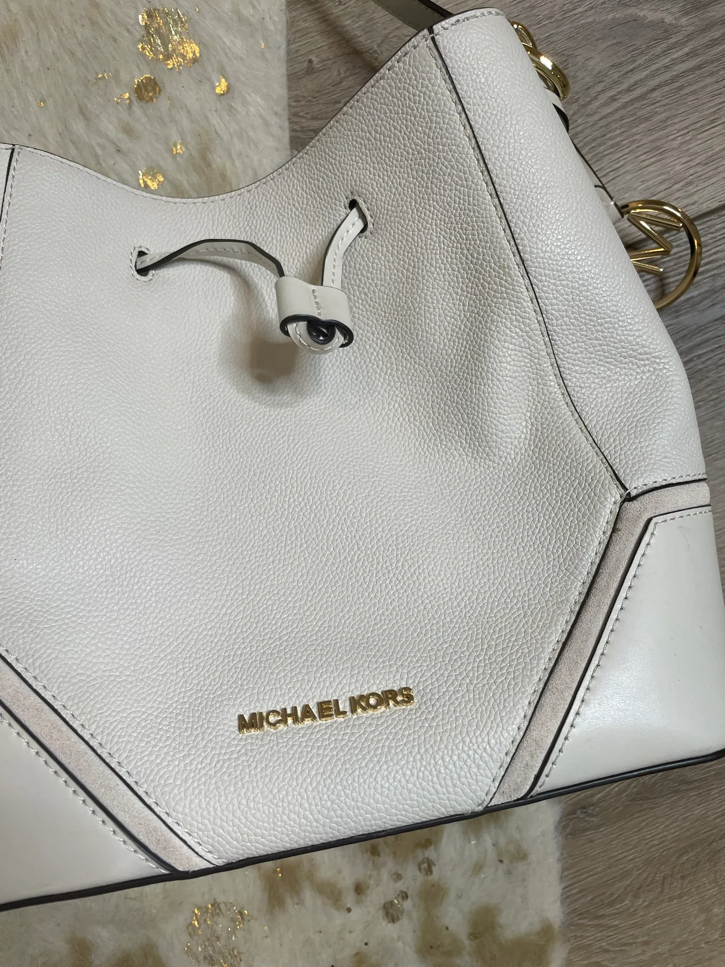 Trista White Bucket Bag - Image 2