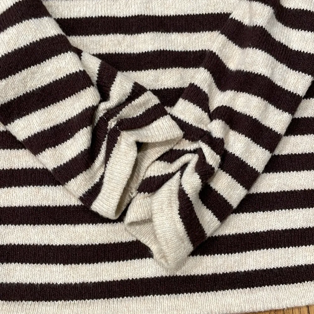 OP brown and cream striped sweater size XL - Image 4