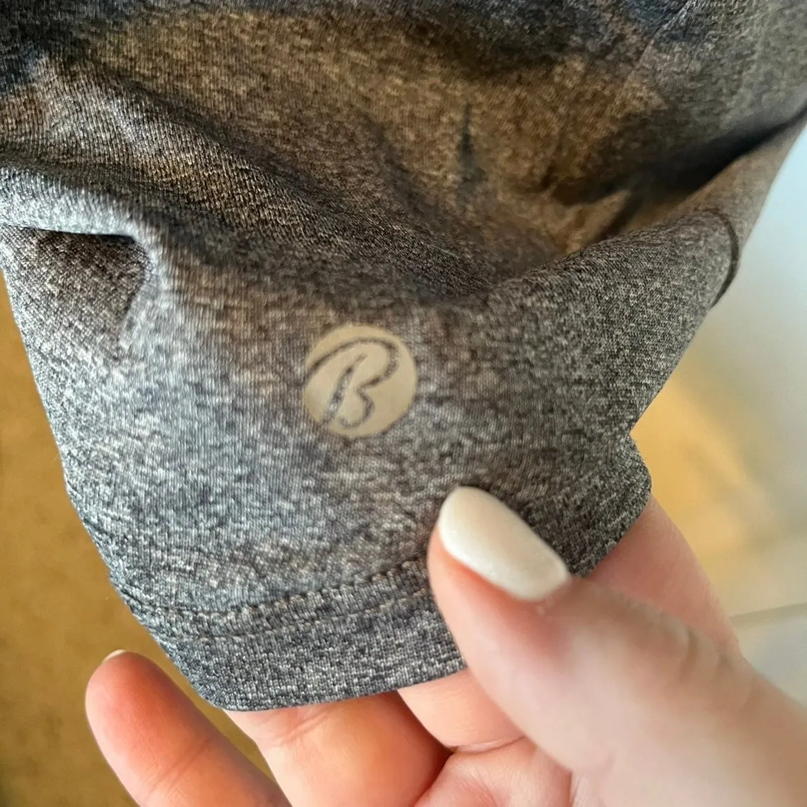 Bally Fitness women's size large grey and‎ black with open back athletic shirt. Gray - Image 3