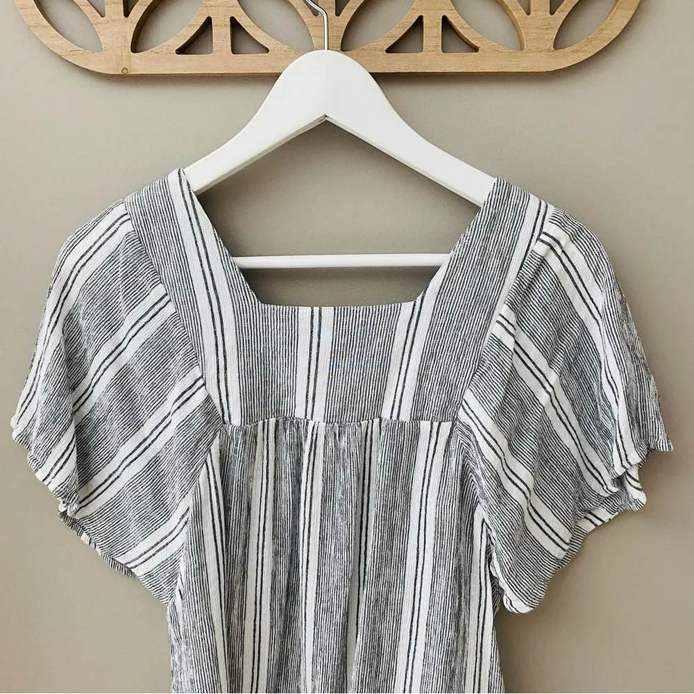 Altar'd State Striped Blouse White/Black Sz Small - Image 5