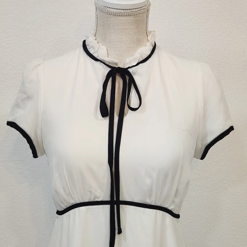 JOLIE Vie White Dress With Black Detail Size S - Image 2