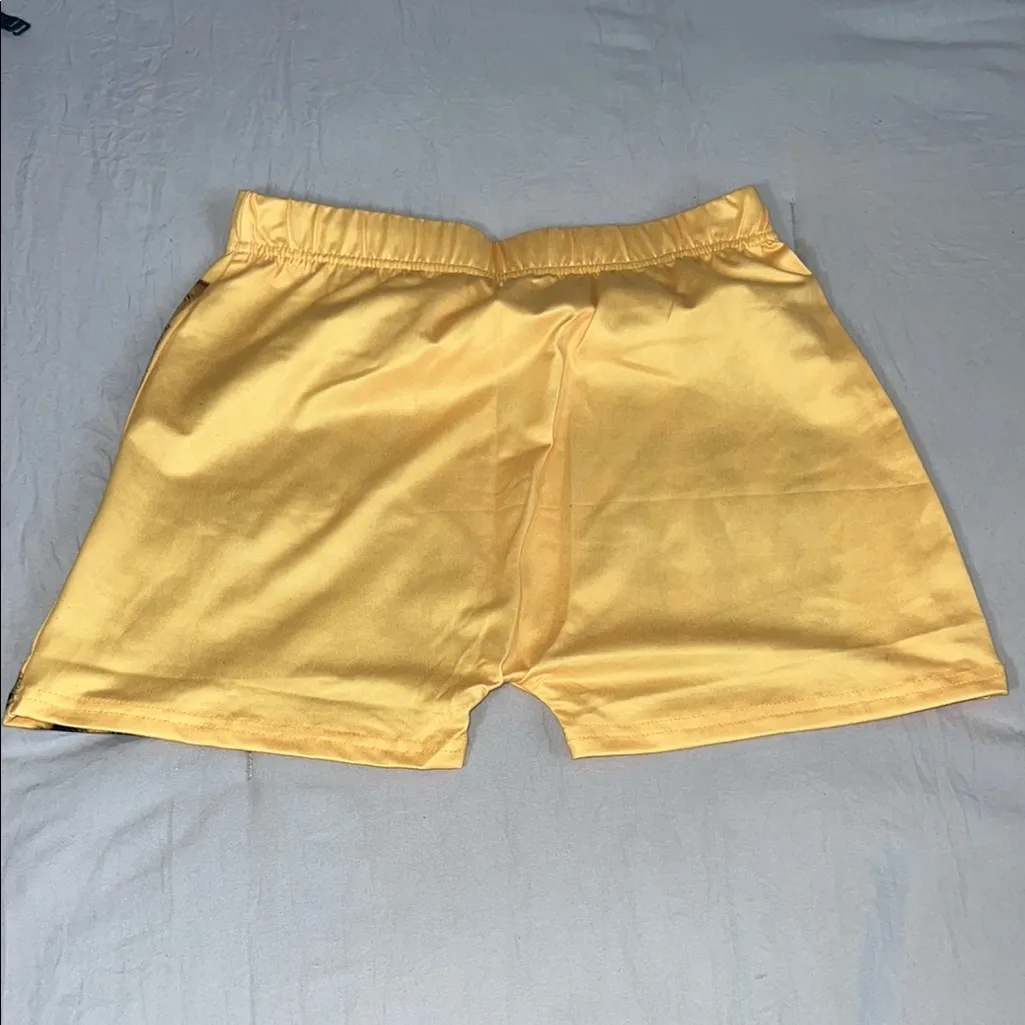Yellow Leopard Print women‎ Shorts Size M - Image 2