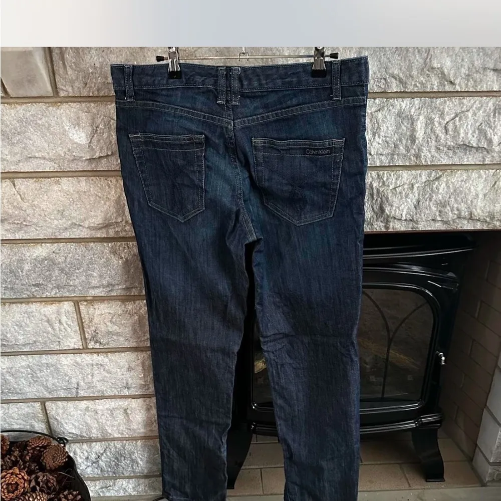 Calvin Klein Women's Slim Fit Mid Rise Jeans Sz 29/8 - Image 5