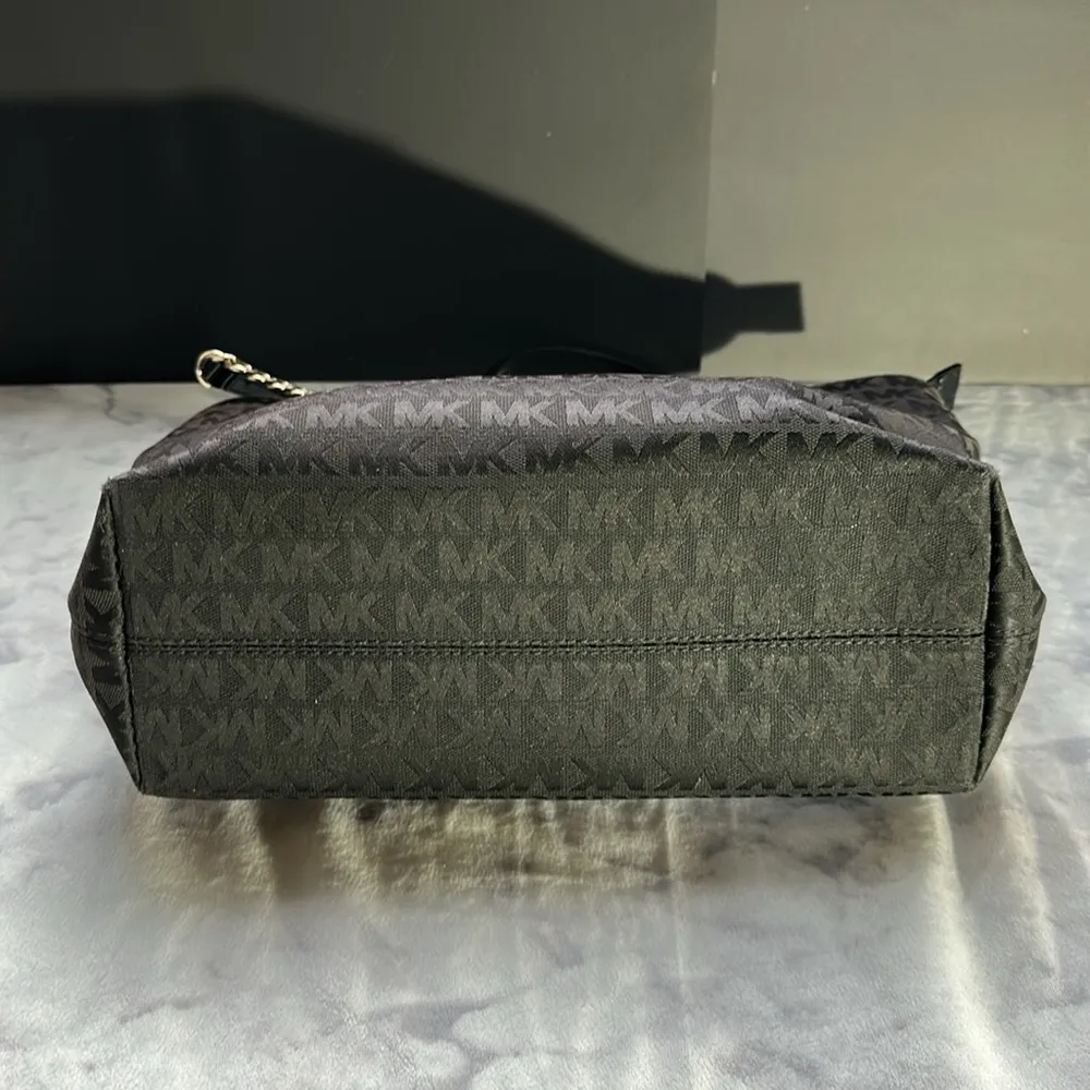 MICHAEL KORS Jet Set Chain Tote Black - Image 5