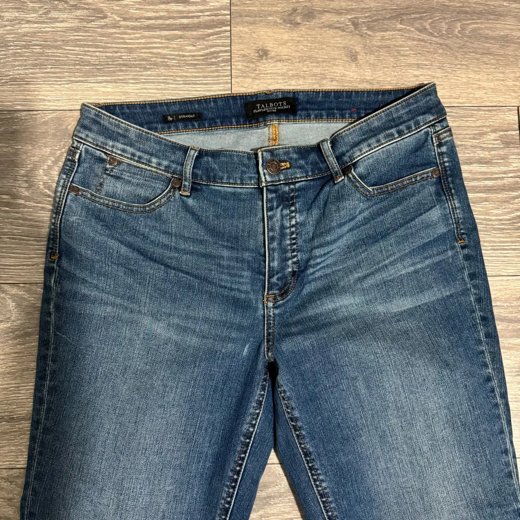 Talbots Women Straight Leg Flawless Five-Pocket Blue Mid-Rise Jeans Size‎ 8P - Image 2