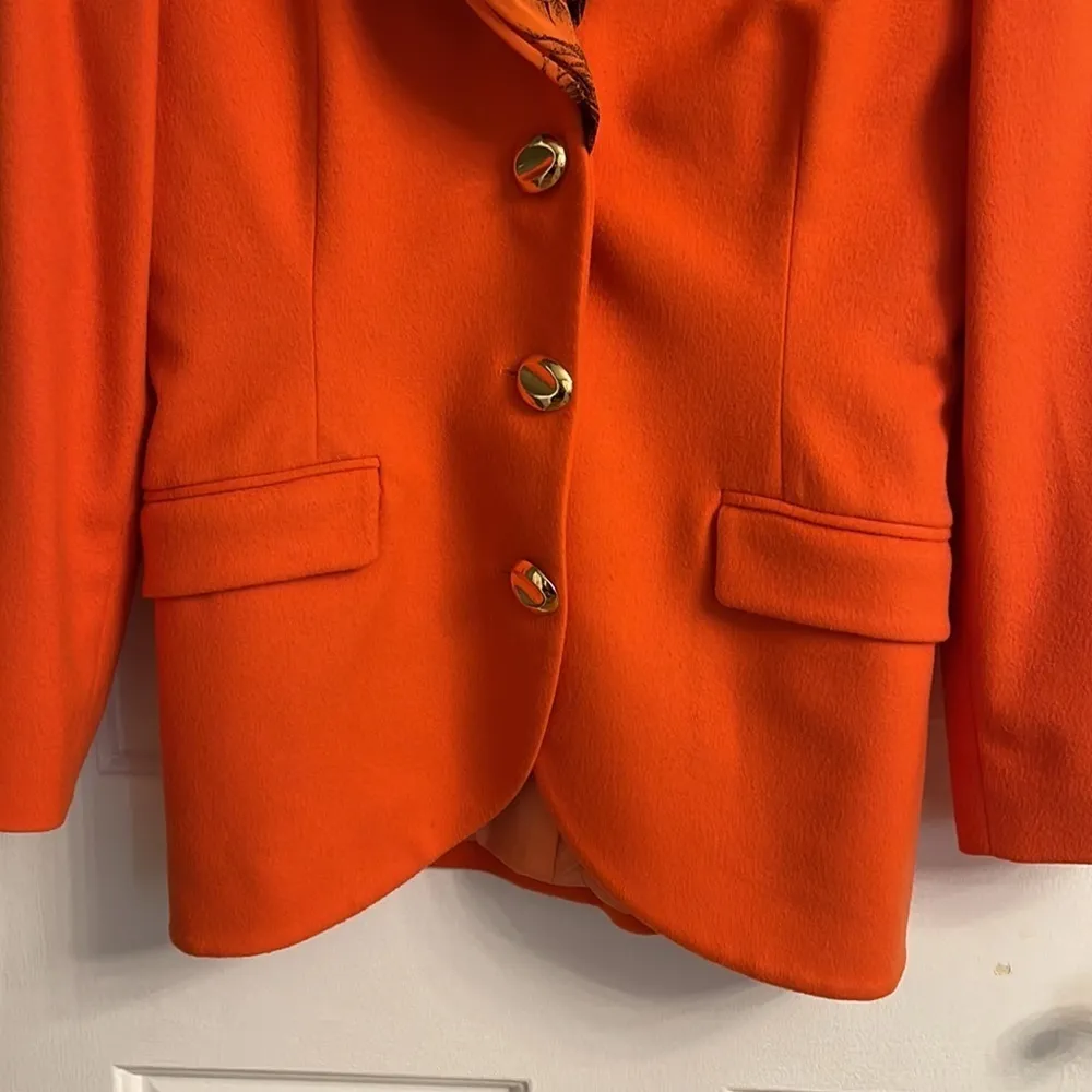 Alma Vintage Orange Cashmere blazer with flower accent scarf size 44 - Image 3