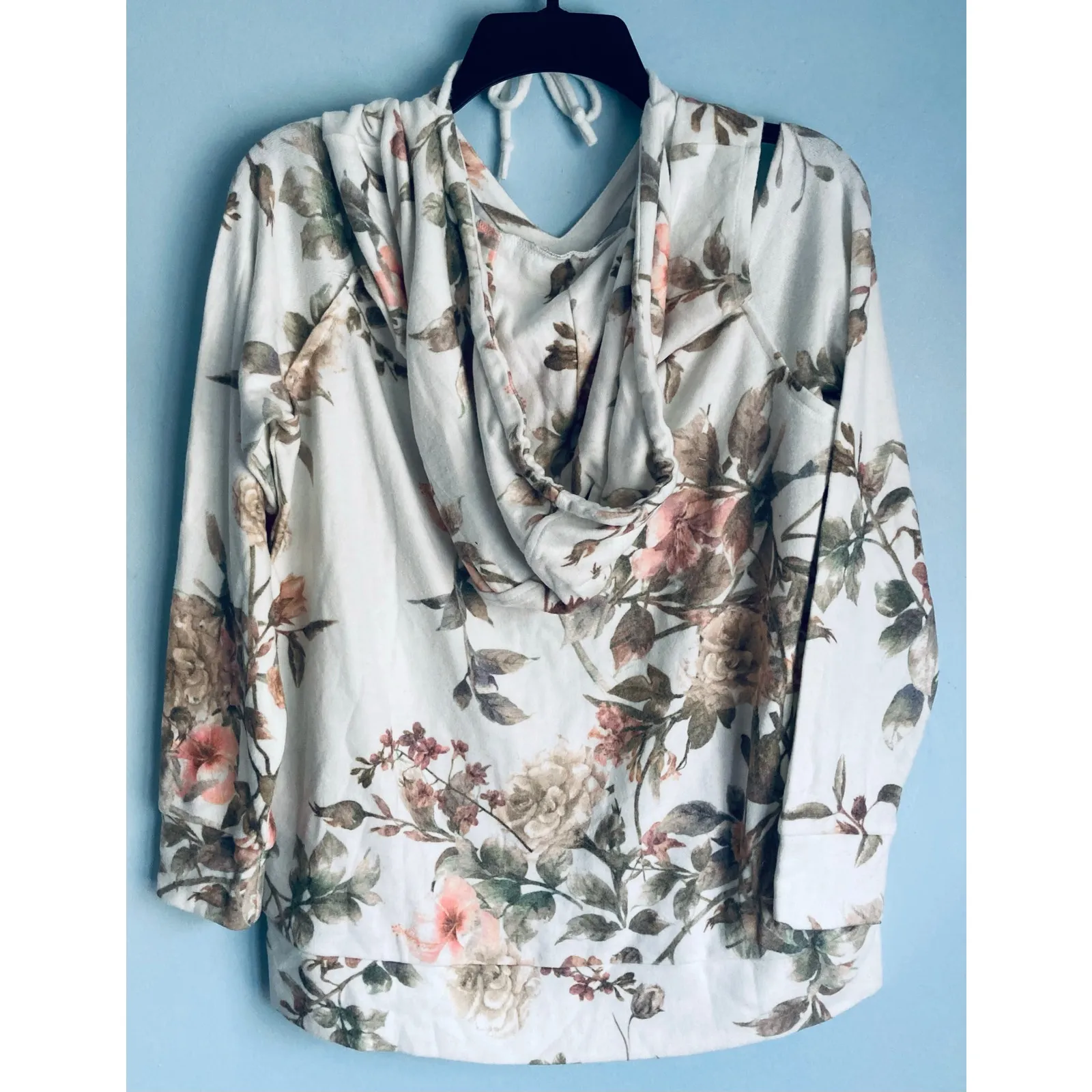 Chaser Hooded Sweater Cold Shoulder Floral Print Large - Image 3
