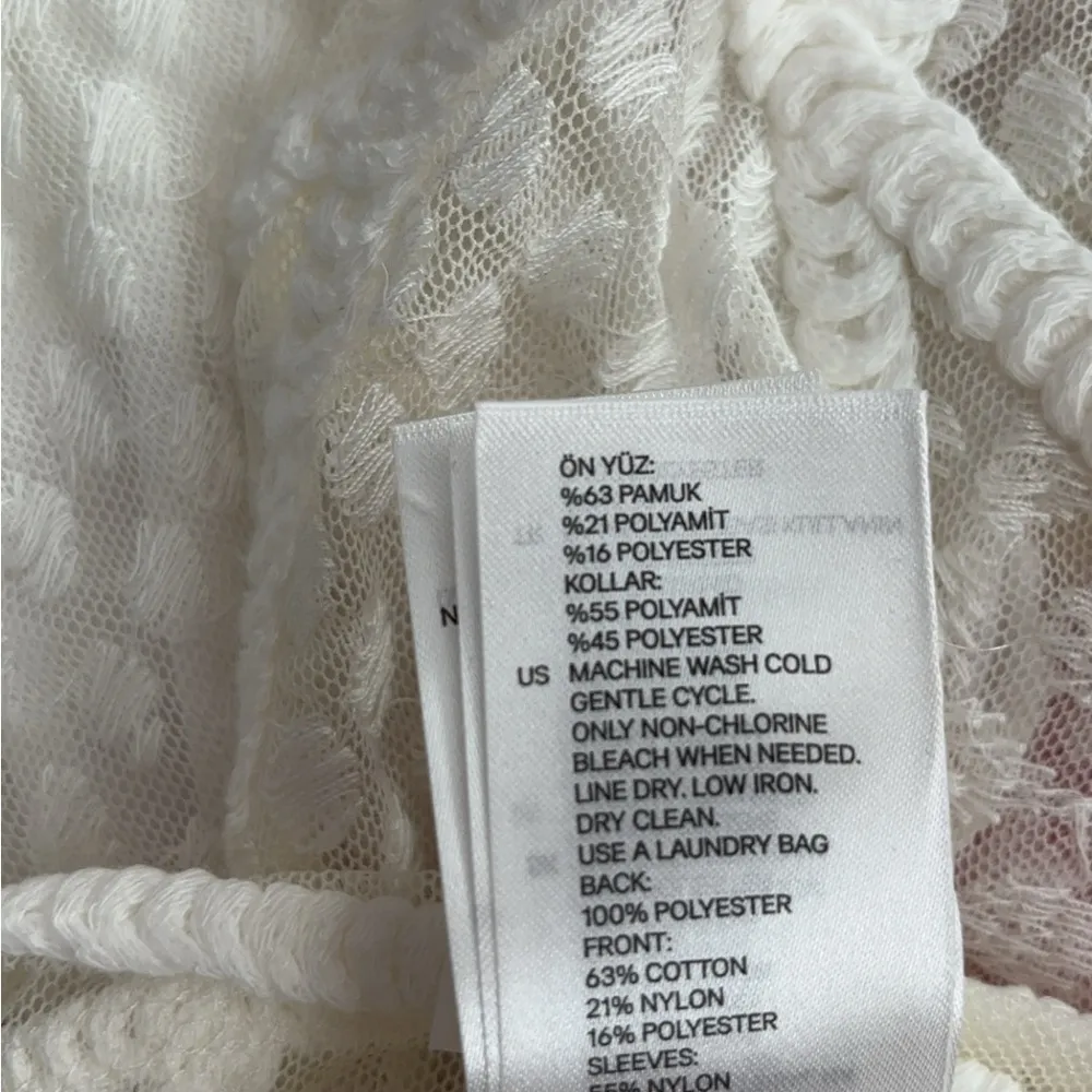 H&M white lace sheer front long sleeve top Medium - Image 9