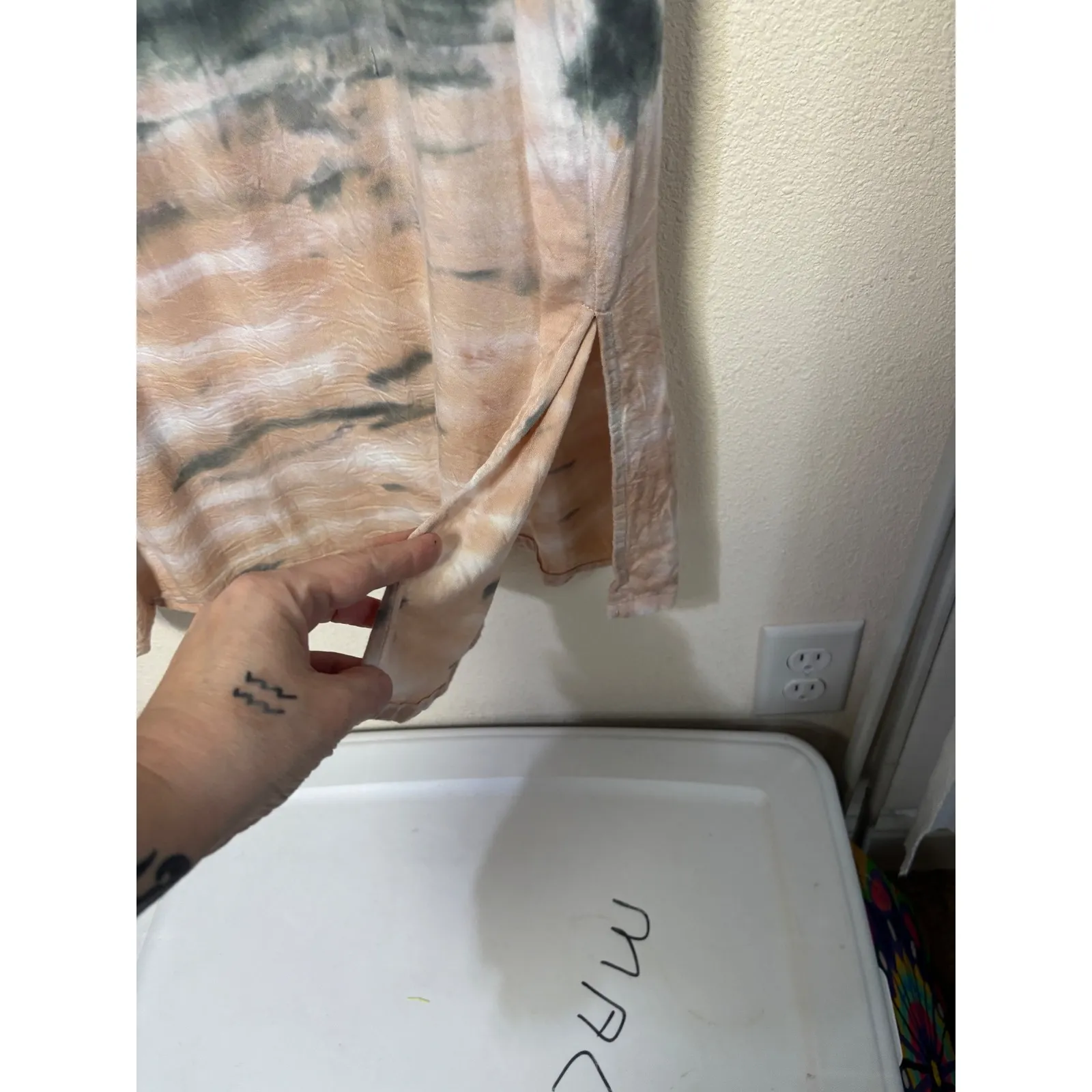 Anthropologie Dolan Left Coast Trina Tie-Dye Midi Dress Gray White Boho Size M - Image 7