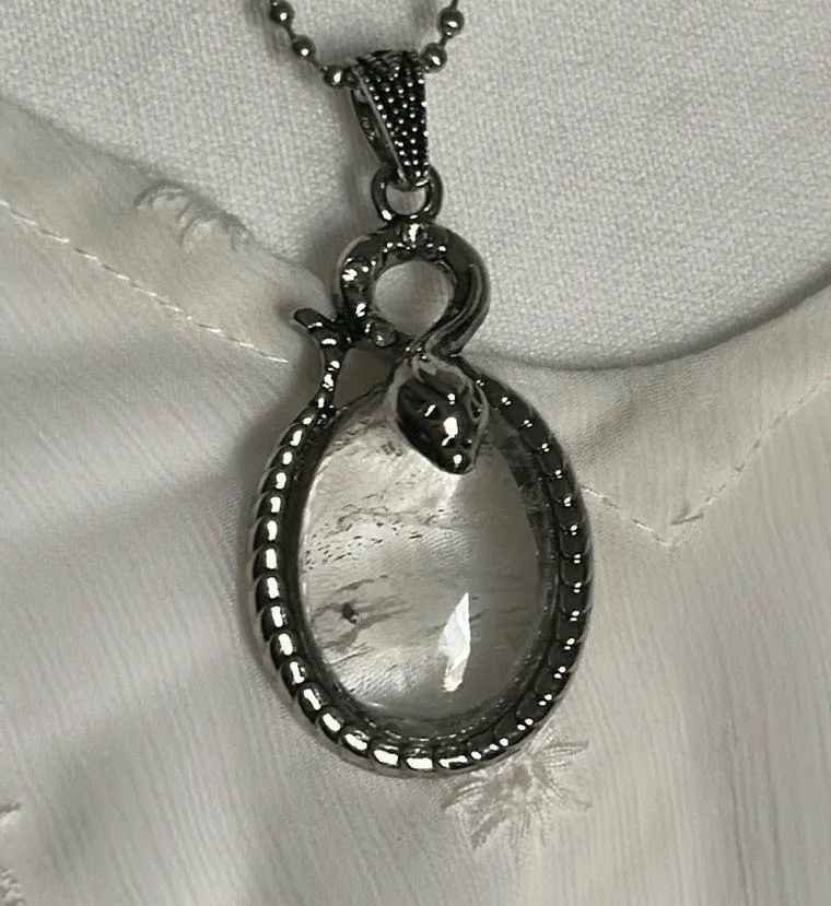 Quartz and Diamond Gemstone Silver Tone Snake Setting Pendant Necklace - Image 6