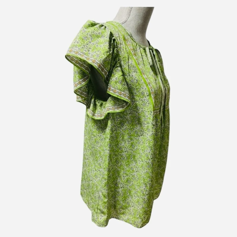 Max Studio Green Floral Tulip Sleeve blouse size M - Image 4