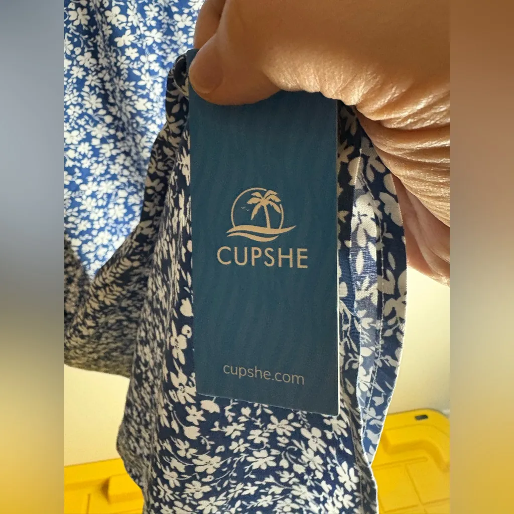 Cupshe Blue Floral Wide Leg Sleeveless‎ Jumpsuit L Smocked Waist Pockets - Image 4