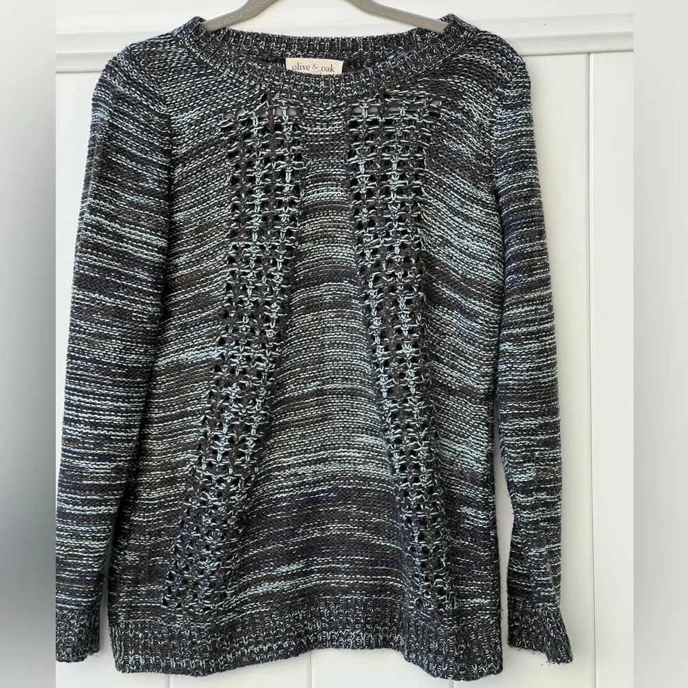 𝅺olive and‎ Oak Olive Green, White and Blue Sweater Size Small - Image 2