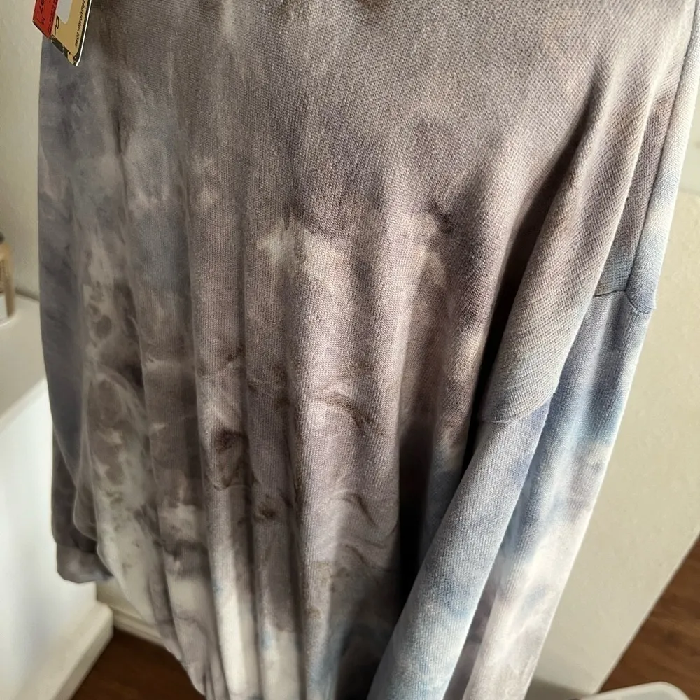 NWT Vintage Havana Windstorm Tie Dye Blouson Sleeve Pullover | Medium - Image 6