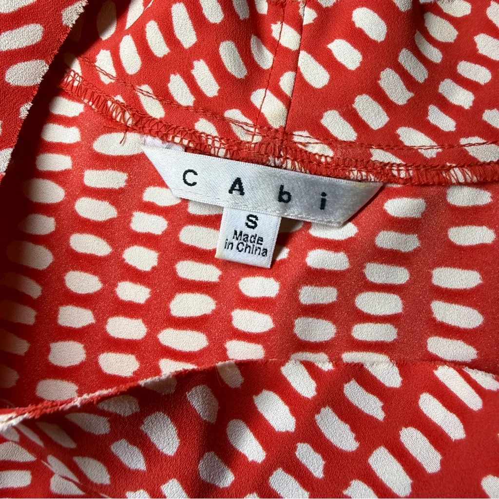 CAbi Red and White Patterned Sleeveless Top - Image 3