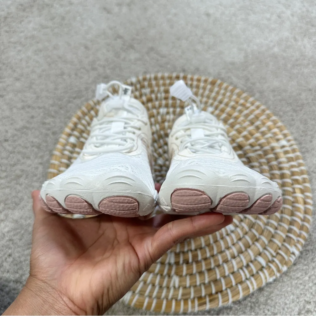 Hike Footwear Women’s Lorax Pro Healthy Non - Image 9