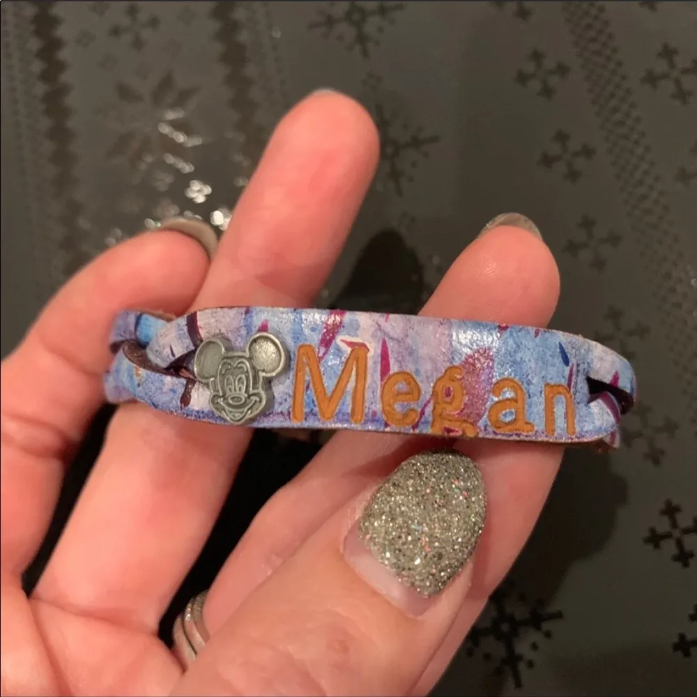 Megan Vintage 90s Purple TieDye Leather Bracelet Mickey Mouse DisneyWorld Canada - Image 9