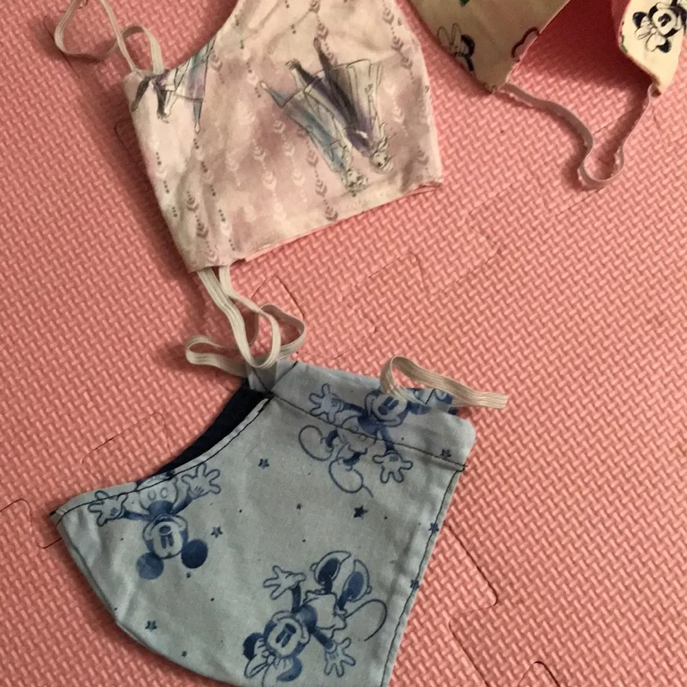 Lot of 3 Disney Masks - Mickey, Minnie and Frozen Themed - Image 7