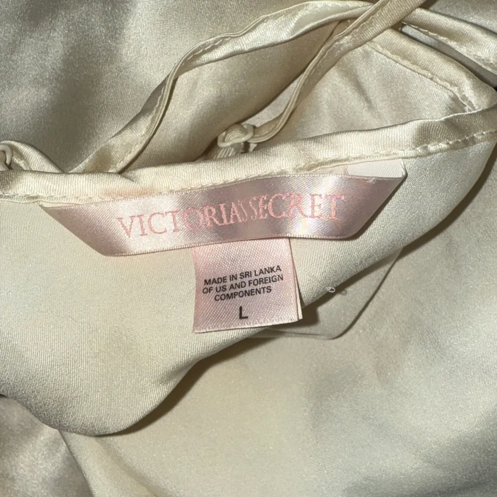 Victoria’s Secret Y2K Satin Slip - Image 5