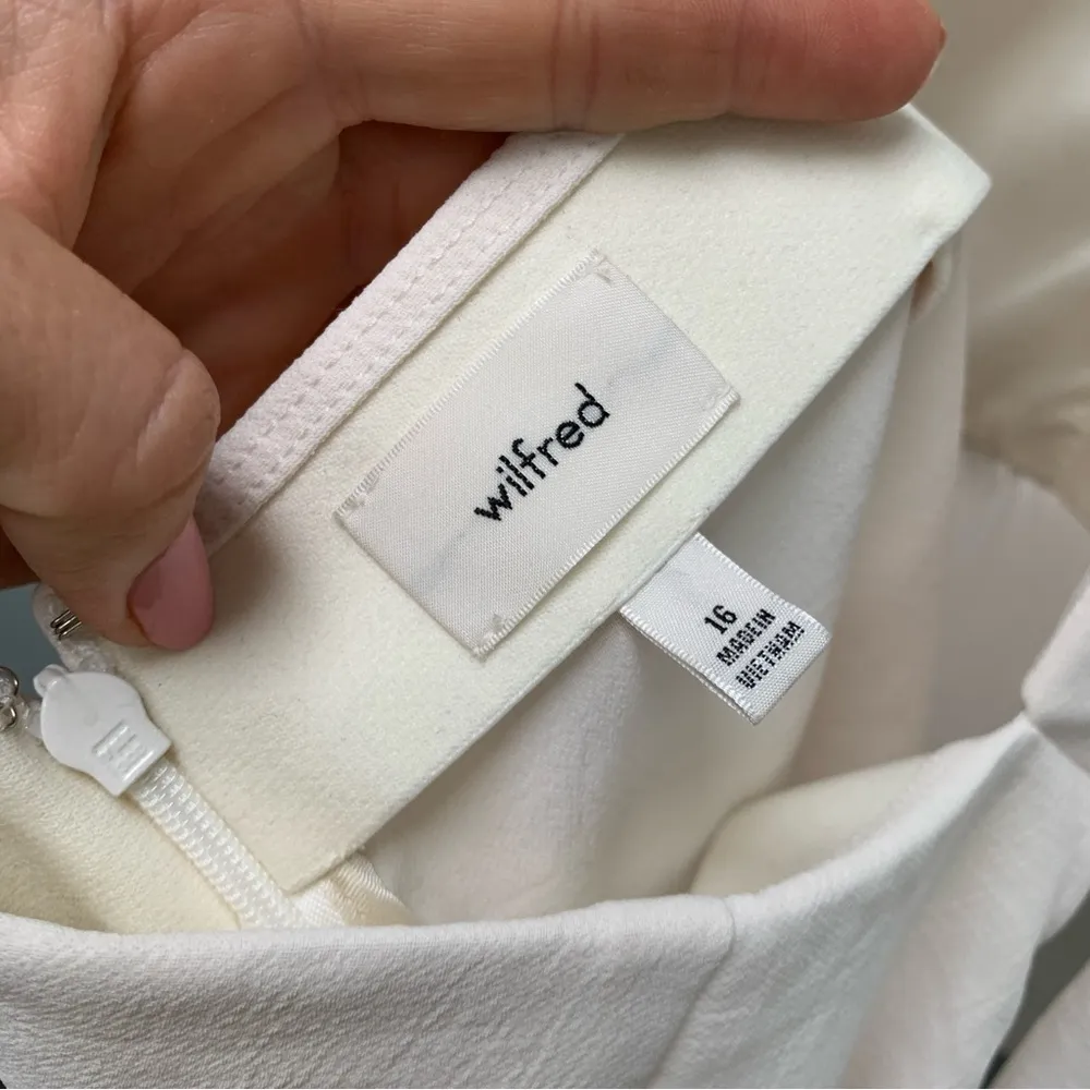 Wilfred Aperature Tie-Back Mini Dress in White 16 - Image 11