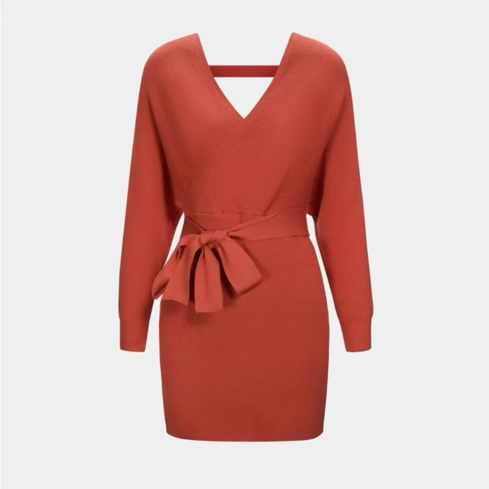 043H.- Everyday Deep V Neck Belted Mini Knitted Dress. - Image 5