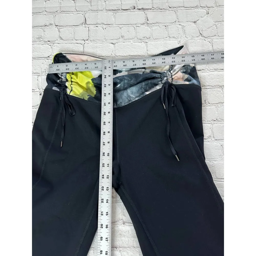 Lululemon Capri size 10 - Image 6