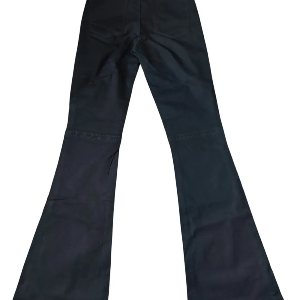 O2 Denim Women’s Dark Navy Flare Jeans Size 27 - Image 2