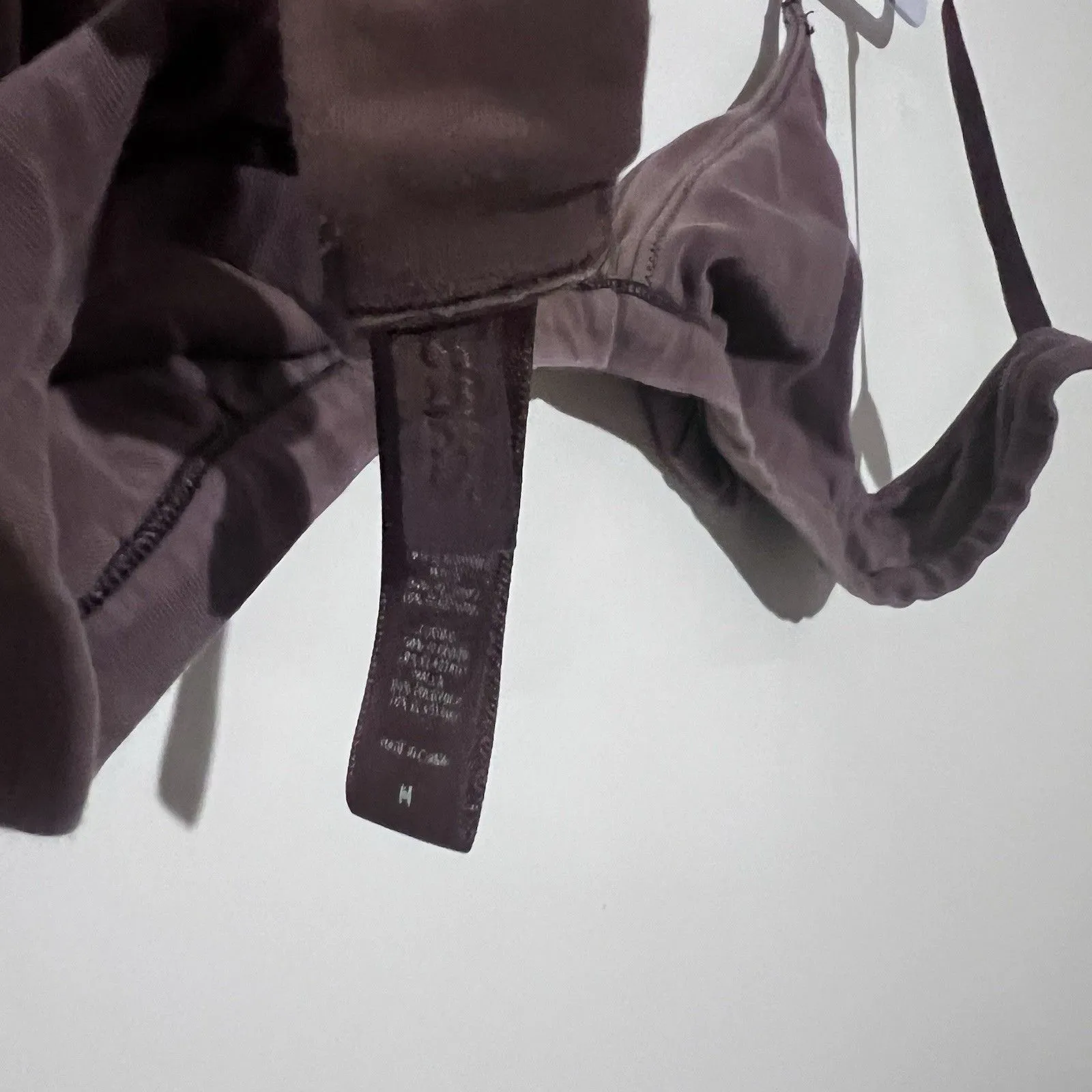 SKIMS  Women's Adjustable Fits Everybody Triangle Bralette Medium Comfy Bra Top - Image 3