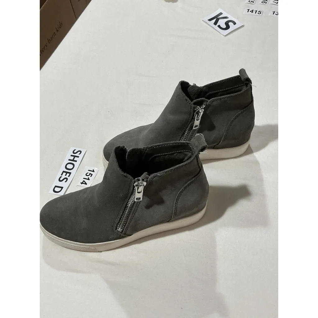 Womans Steve Madden Wedgie Size 7 Gray Suede Side Zip Wedge Sneaker - Image 3