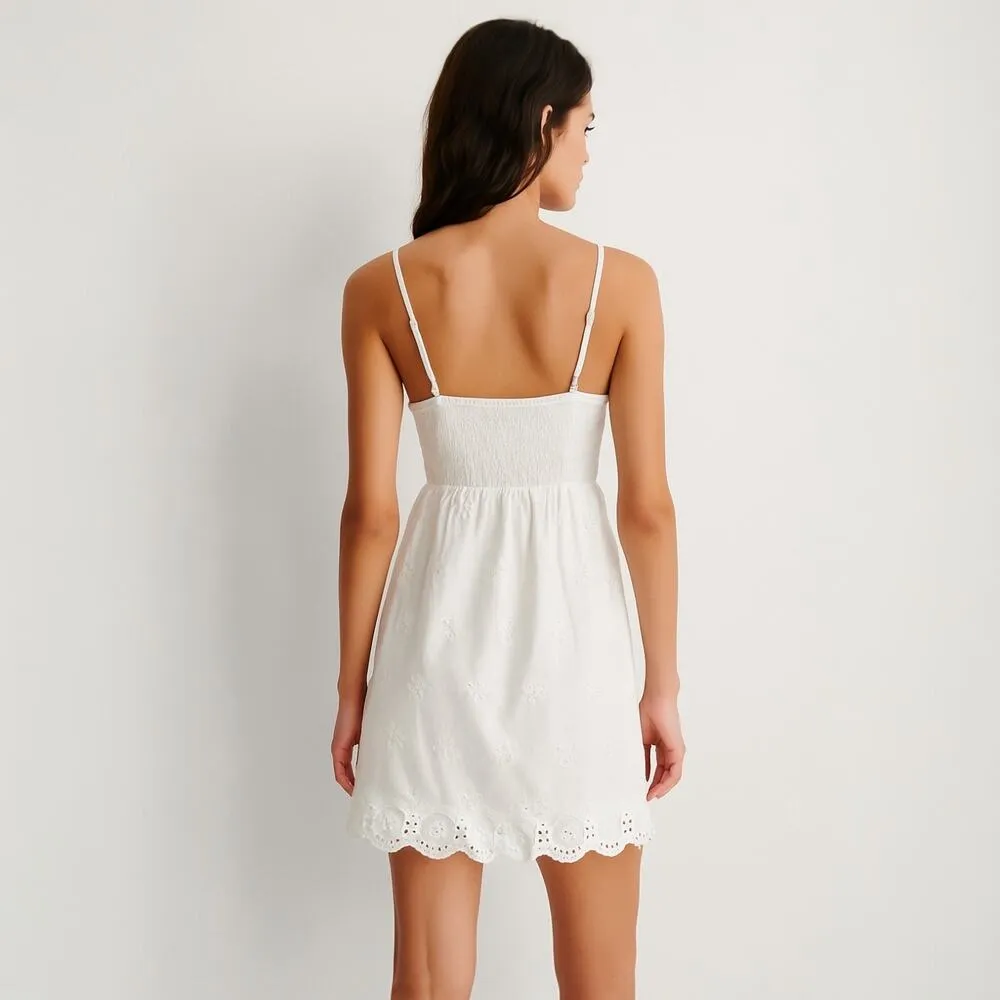 Jessica Simpson White Eyelet Lace Embroidered Sleeveless Cami Camisole Dress M - Image 2